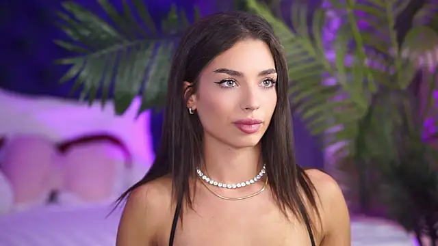 Snapshot of LalaRoze chatting on September 2025 07:13:01 PM LalaRoze online show from September 2025 07:13:01 PM