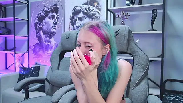 SakuraBliss online show from December 2025 02:53:01 AM