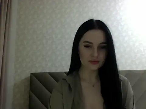 Lulii24 online show from February 2026 12:20:01 AM
