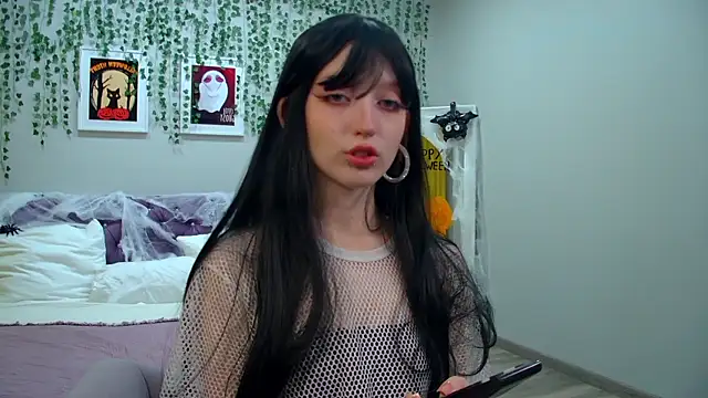 Snapshot of MistyMarlo chatting on November 2025 06:23:01 AM MistyMarlo online show from November 2025 06:23:01 AM