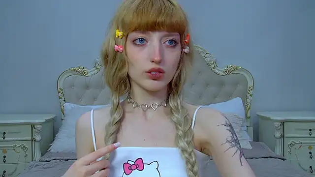 MistyMarlo online show from April 2026 05:12:02 PM