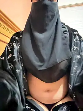 Snapshot of _Laiali_ chatting on October 2025 11:30:01 AM Laiali online show from October 2025 11:30:01 AM