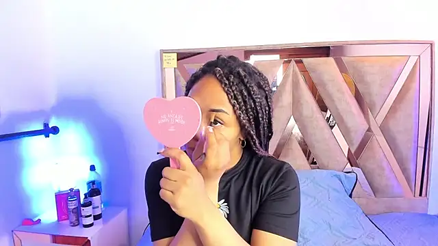 Snapshot of Katy_ortiiz chatting on December 2025 11:41:01 AM Katy ortiiz online show from December 2025 11:41:01 AM