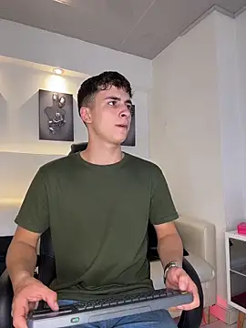 AdrianRinaldi online show from March 2026 10:25:02 PM