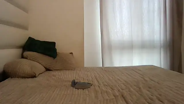 Snapshot of SexyNonnyy chatting on November 2025 03:49:01 PM SexyNonnyy online show from November 2025 03:49:01 PM