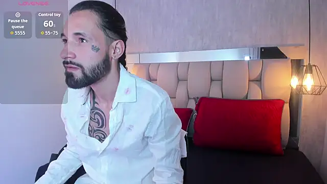 Hisoka 011 online show from February 2026 08:01:02 PM