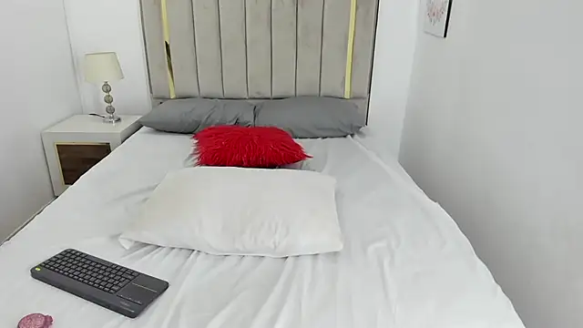 lapiz lazuli12 online show from November 2025 07:13:01 PM