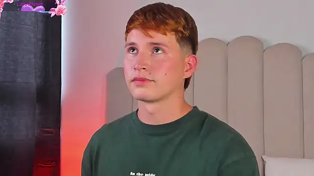 Eragonbooy online show from February 2026 09:03:02 PM