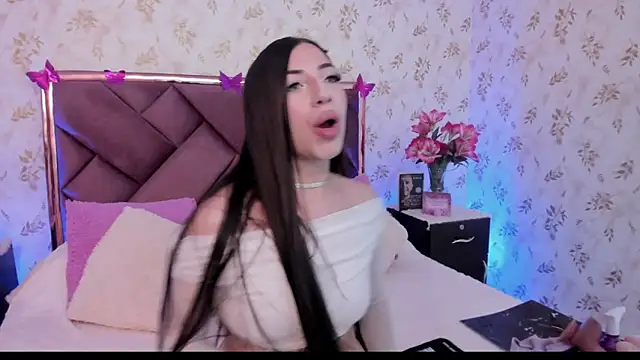 Eva Alzair online show from December 2025 07:10:01 PM