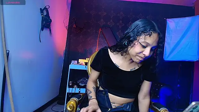 Sweettpleasure online show from November 2025 03:01:02 PM