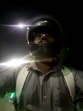 Snapshot of YoursThickDick chatting on November 2025 04:07:01 PM YoursThickDick online show from November 2025 04:07:01 PM