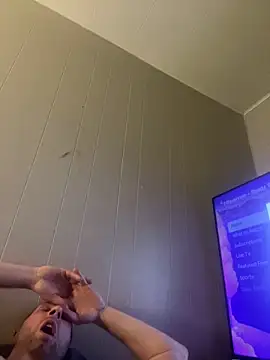 Snapshot of k_nutz87 chatting on February 2026 12:01:02 PM k nutz87 online show from February 2026 12:01:02 PM