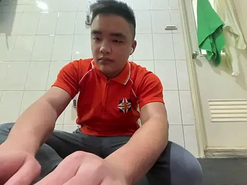 greenteazhang online show from February 2026 04:05:02 PM