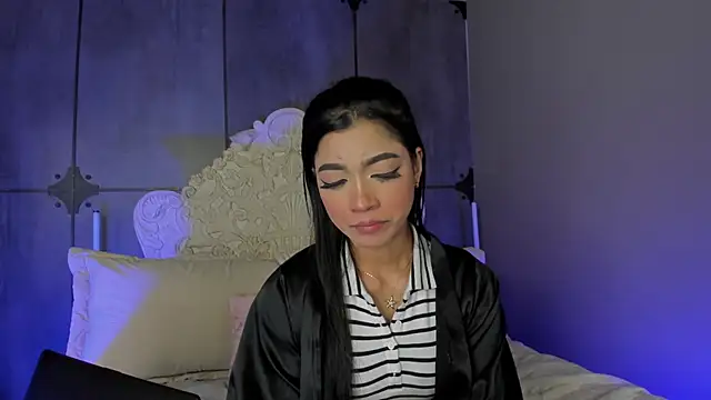 NaishaFord 1 online show from October 2025 04:16:01 PM