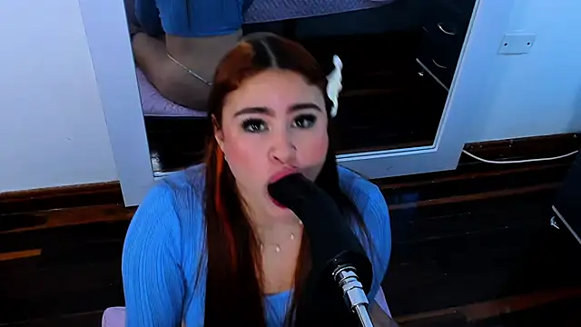 Snapshot of AdeleJhones chatting on January 2026 02:55:01 PM AdeleJhones online show from January 2026 02:55:01 PM