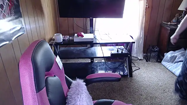 vanessraine online show from February 2026 07:31:01 PM