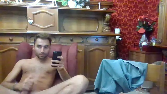 Torissimo92 online show from September 2025 07:58:02 PM