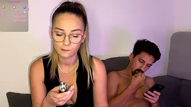 ScarlettSmithX online show from November 2025 08:00:01 PM