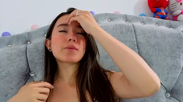 Adhara Kitten online show from April 2026 01:28:01 PM