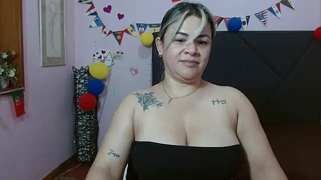 pamela echeverria online show from July 2026 11:18:01 AM