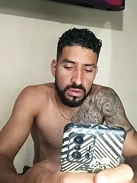 Snapshot of Alexsexygamer chatting on October 2025 07:52:01 PM Alexsexygamer online show from October 2025 07:52:01 PM