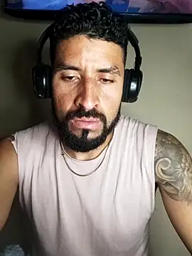 Snapshot of Alexsexygamer chatting on November 2025 12:02:01 AM Alexsexygamer online show from November 2025 12:02:01 AM