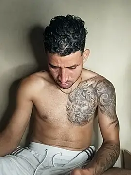 Snapshot of Alexsexygamer chatting on November 2025 12:54:01 AM Alexsexygamer online show from November 2025 12:54:01 AM