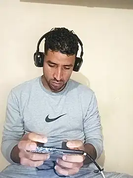 Snapshot of Alexsexygamer chatting on November 2025 01:00:02 PM Alexsexygamer online show from November 2025 01:00:02 PM