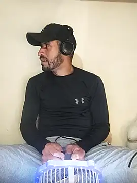 Snapshot of Alexsexygamer chatting on November 2025 07:35:01 PM Alexsexygamer online show from November 2025 07:35:01 PM