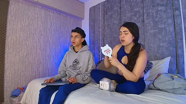 NickandAbby  online show from March 2026 11:04:01 AM