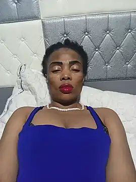 SEXYMOANSXX online show from July 2026 11:40:01 PM