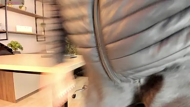 Snapshot of nicktorn chatting on November 2025 12:52:01 PM nicktorn online show from November 2025 12:52:01 PM