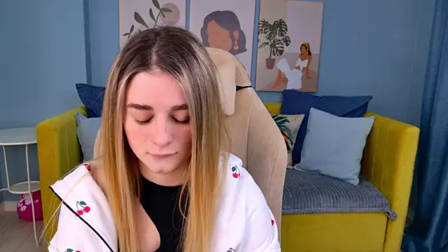 SweetyLicky online show from January 2026 04:11:01 PM