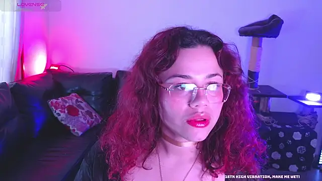 marsearth22  online show from April 2026 06:57:02 PM