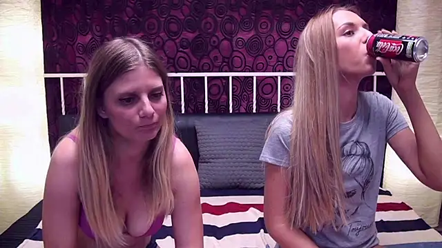 BlondeWitches online show from November 2025 12:42:01 AM