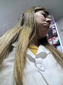 Sophie del Castillo online show from September 2025 01:32:02 AM