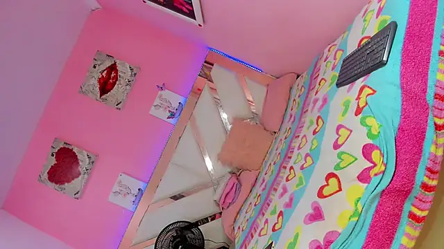 Ashley Alexa online show from December 2025 09:05:01 AM