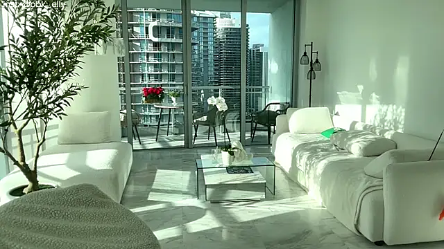 Ohbabykelly online show from April 2026 10:15:02 PM