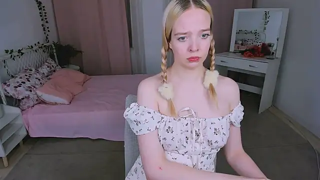 BellaMontgomery online show from June 2026 09:48:01 PM