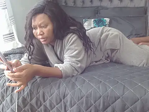 Snapshot of CouplesX96xx chatting on December 2025 10:53:01 AM CouplesX96xx online show from December 2025 10:53:01 AM