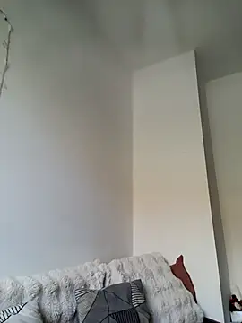 Snapshot of iamlalamilano chatting on March 2026 11:01:02 AM iamlalamilano online show from March 2026 11:01:02 AM