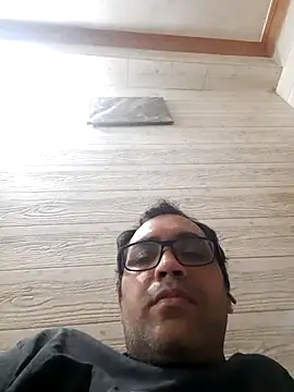 Snapshot of Hot-boy077 chatting on December 2025 03:43:01 PM Hot-boy077 online show from December 2025 03:43:01 PM