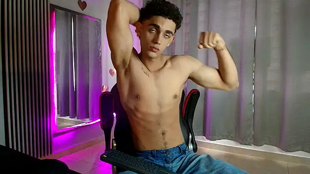 Snapshot of nathan_shimmer chatting on November 2025 04:29:02 PM nathan shimmer online show from November 2025 04:29:02 PM