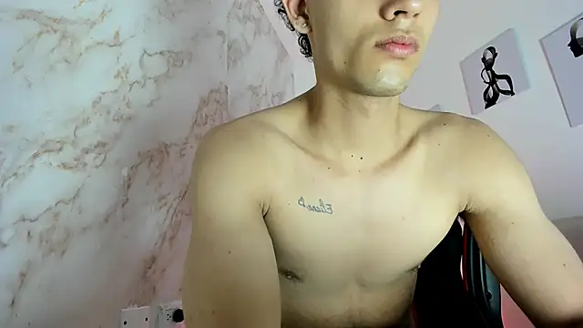 Snapshot of nathan_shimmer chatting on November 2025 01:44:02 PM nathan shimmer online show from November 2025 01:44:02 PM