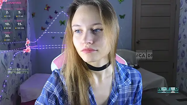 Armurra15 online show from November 2025 03:28:01 AM