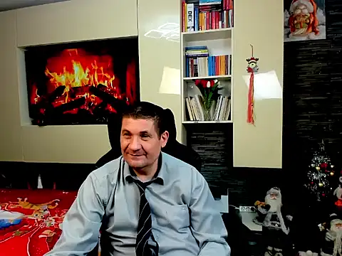 SpartacusDaddy48 online show from January 2026 11:03:02 PM