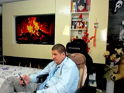 SpartacusDaddy48 online show from March 2026 04:56:02 PM