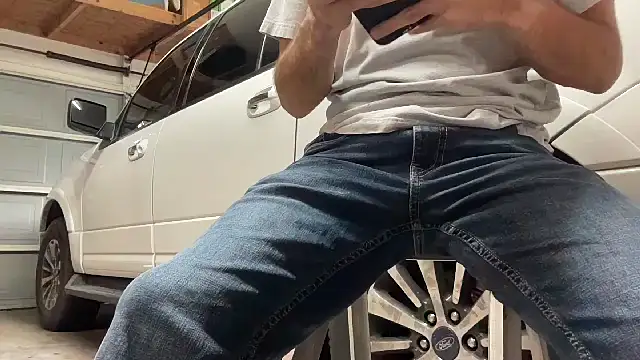 Snapshot of HorneyCowboy154 chatting on September 2025 04:51:02 PM HorneyCowboy154 online show from September 2025 04:51:02 PM