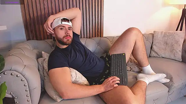 Maximo Wolff online show from March 2026 12:36:01 AM