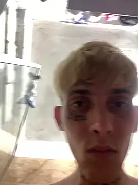 Snapshot of KinkyLatinCock chatting on September 2025 06:50:02 AM KinkyLatinCock online show from September 2025 06:50:02 AM